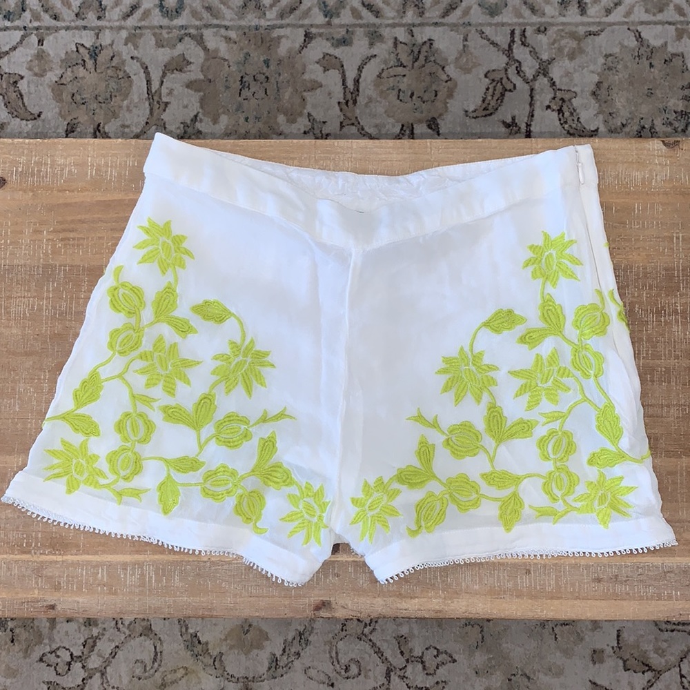 TopShop White & Lime Green Shorts Embroidered Floral Mesh Sz 8